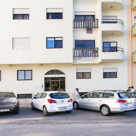 Apartamento Central Setubal Sossegado E Com Luz Exterior foto