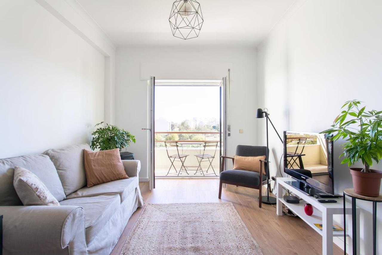 Apartamento Central Setubal Sossegado E Com Luz Exterior foto