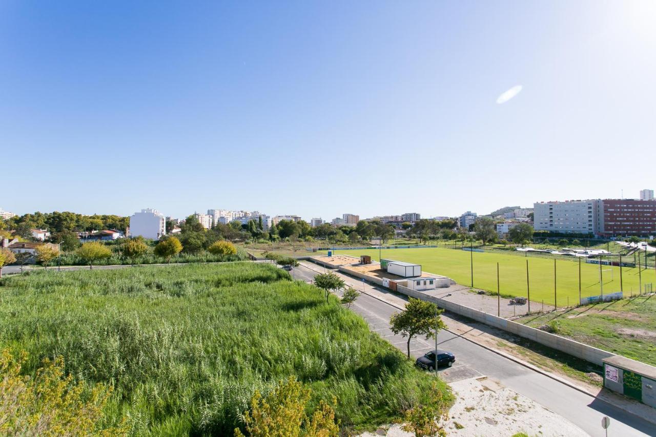 Apartamento Central Setubal Sossegado E Com Luz Exterior foto