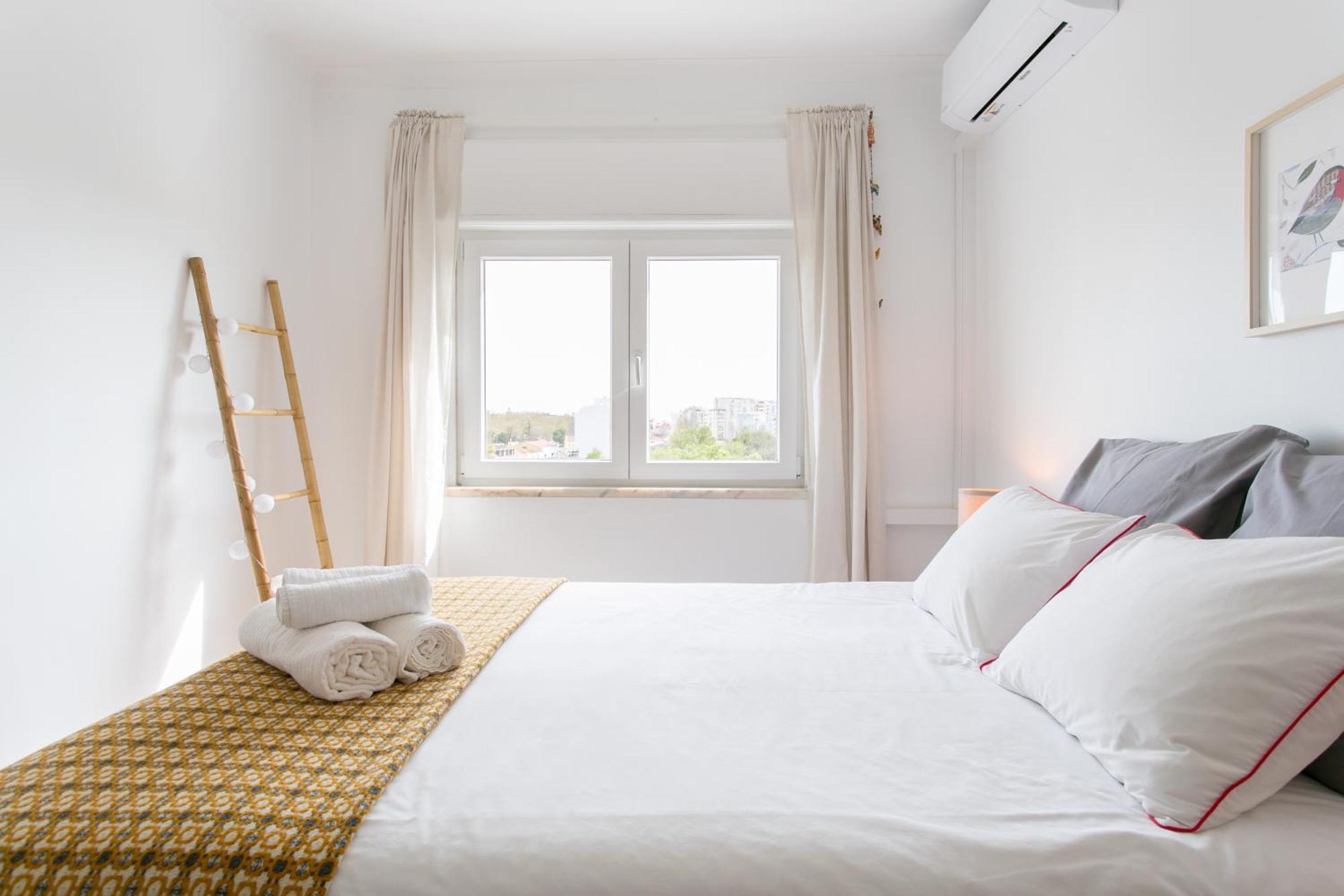 Apartamento Central Setubal Sossegado E Com Luz Exterior foto