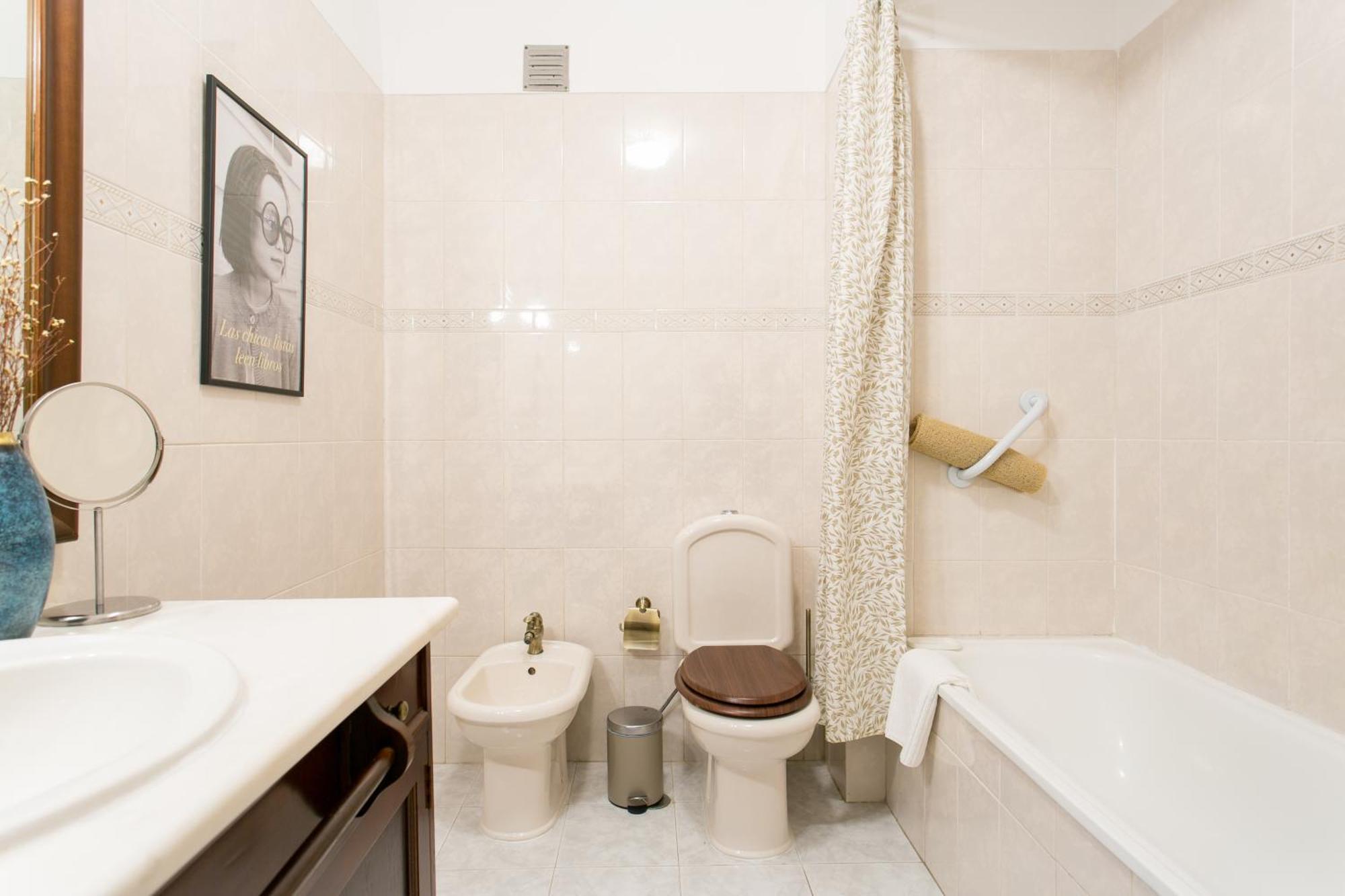 Apartamento Central Setubal Sossegado E Com Luz Exterior foto